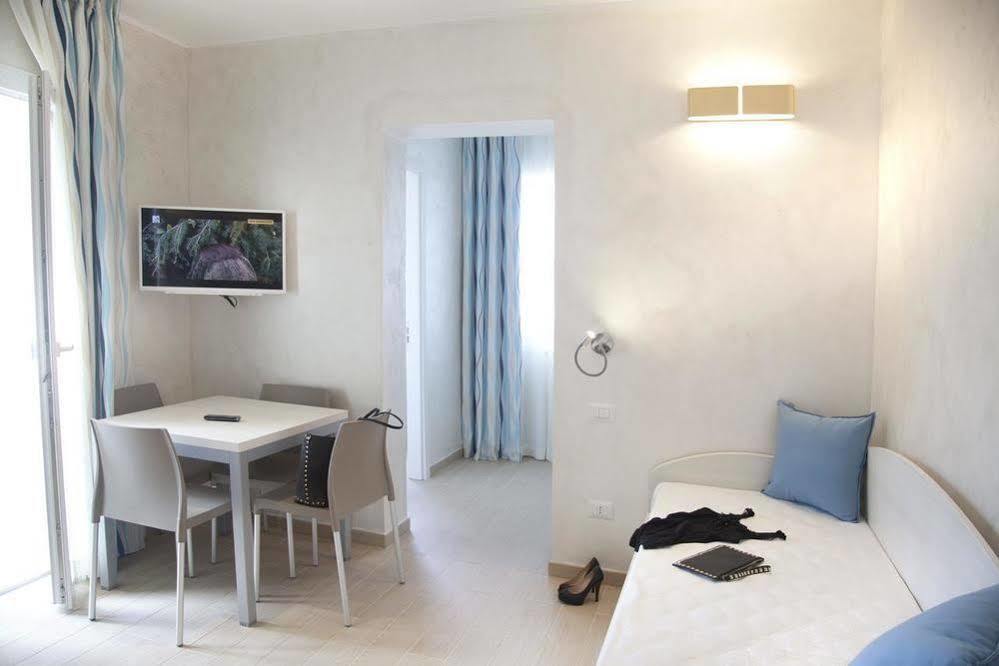 Marina Beach Suite Hotel Rimini Buitenkant foto