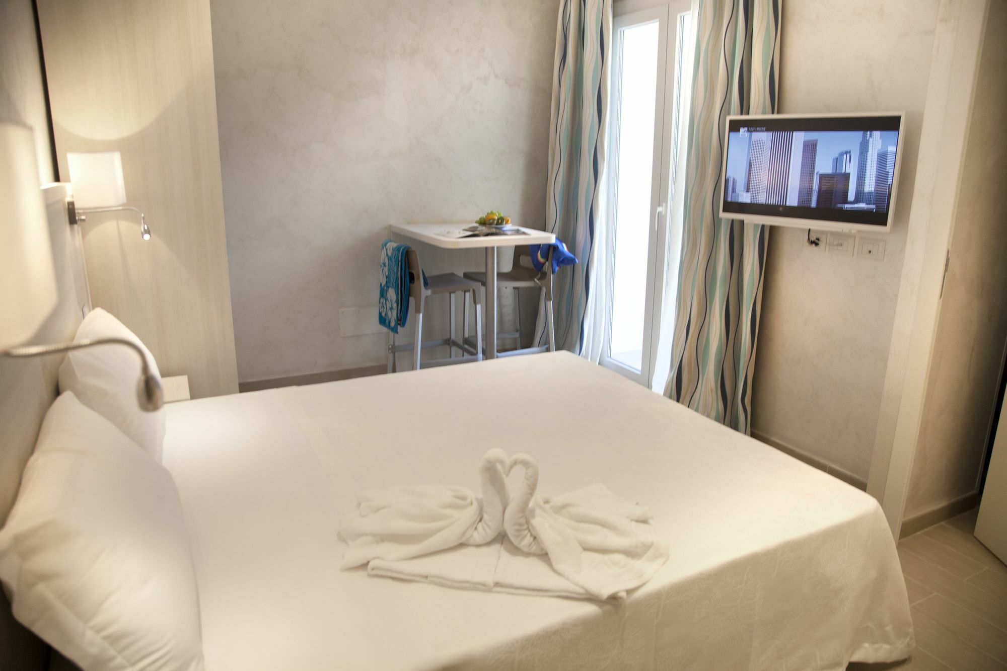 Marina Beach Suite Hotel Rimini Buitenkant foto